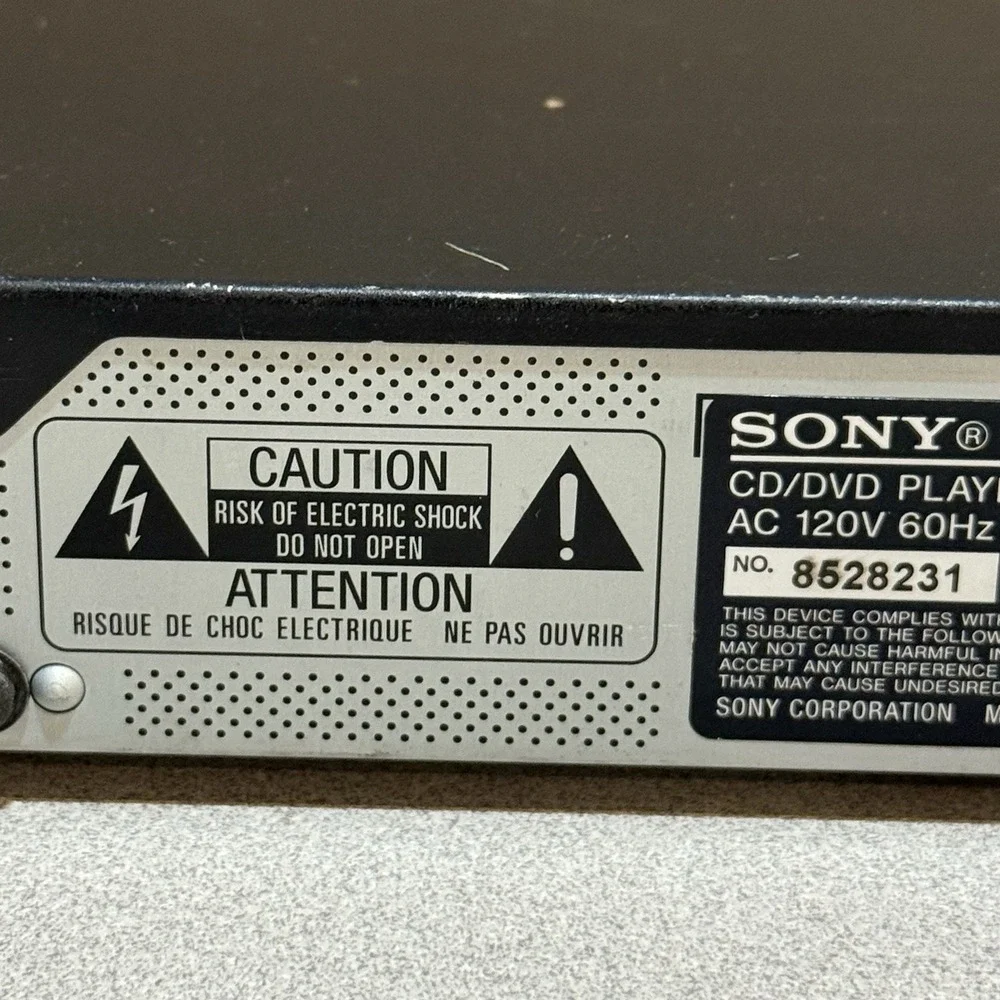 Sony DVP-NS57P CD/DVD Player - No‎ Remote Turns On Not Tested